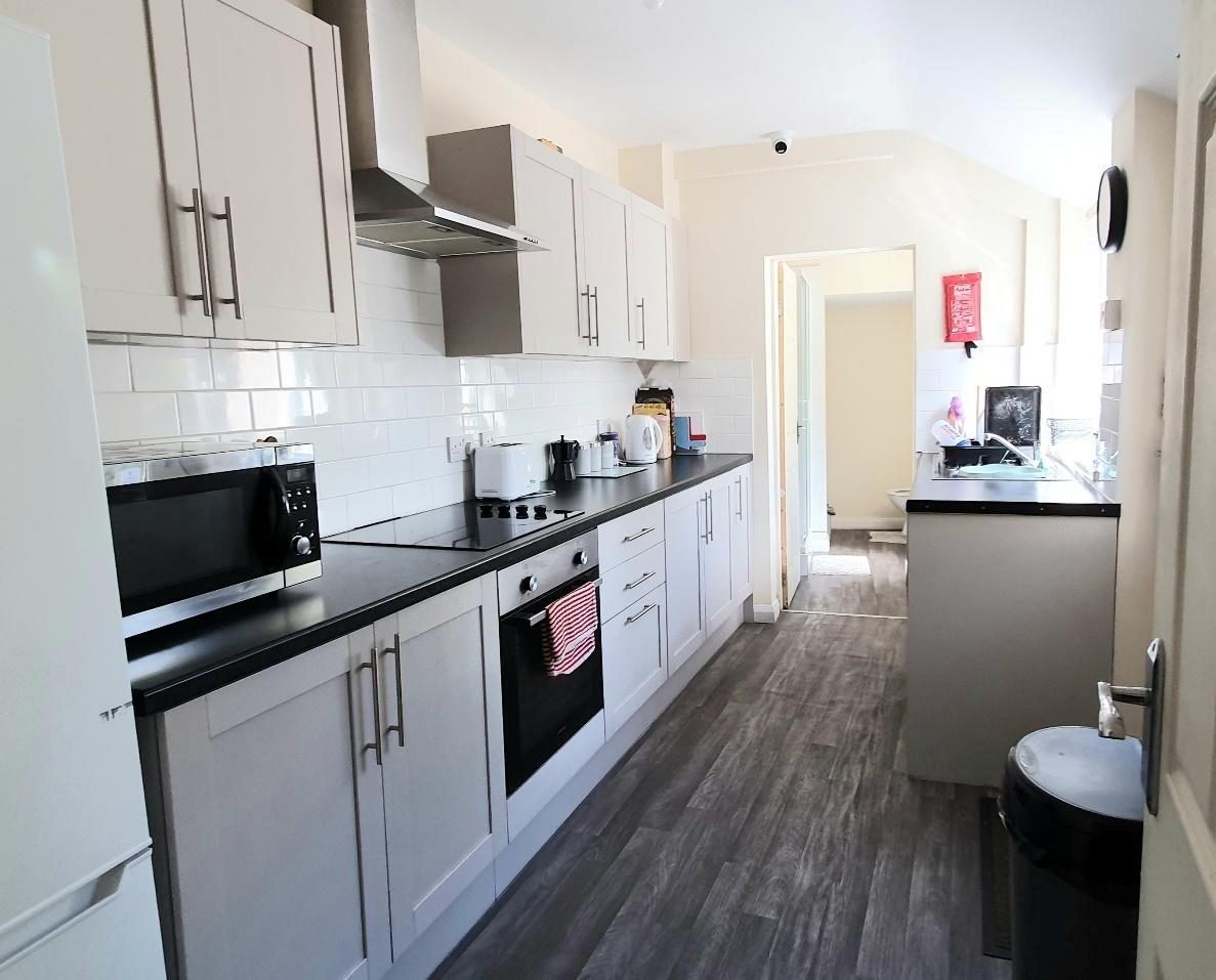 Washing machine, fridge freezer, microwave and oven in every house.